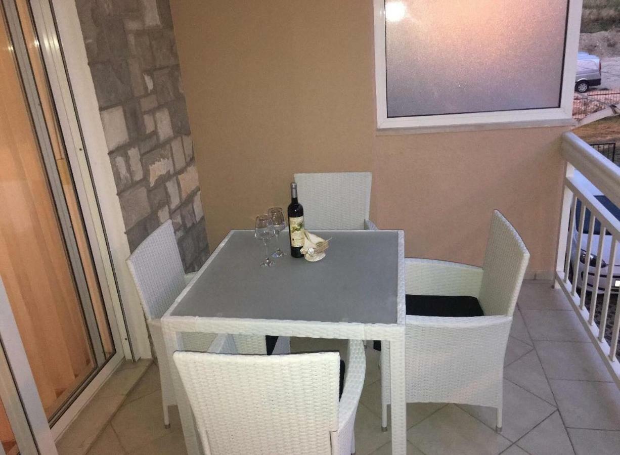 Apartment Zdenka Split Exteriör bild